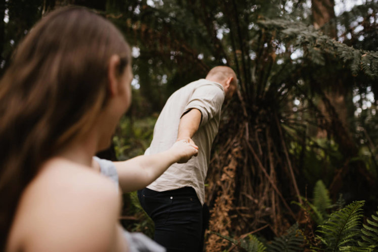 Engagement shoot in Australian bush